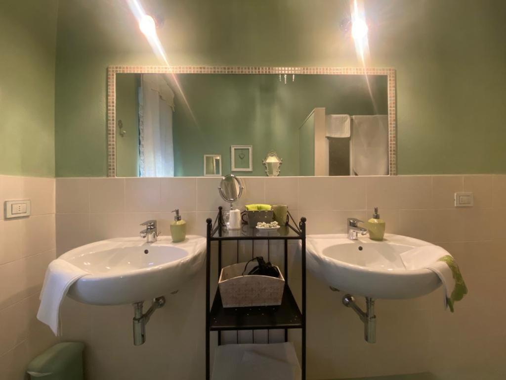 Bed & Breakfast Cascina Beatrice Rodello Экстерьер фото