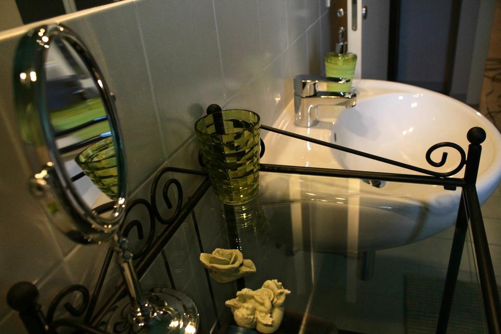 Bed & Breakfast Cascina Beatrice Rodello Экстерьер фото