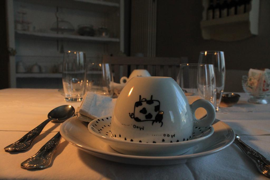 Bed & Breakfast Cascina Beatrice Rodello Экстерьер фото